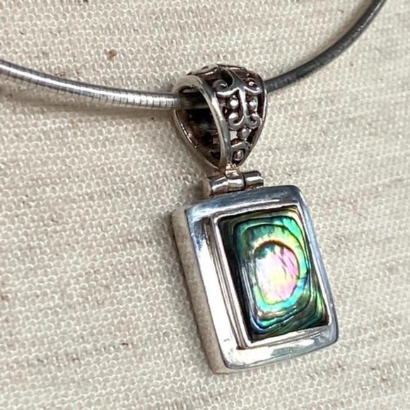 Sterling Silver Paua Abalone Pendant Necklace 16" Round Omega Chain - Picture 16 of 16